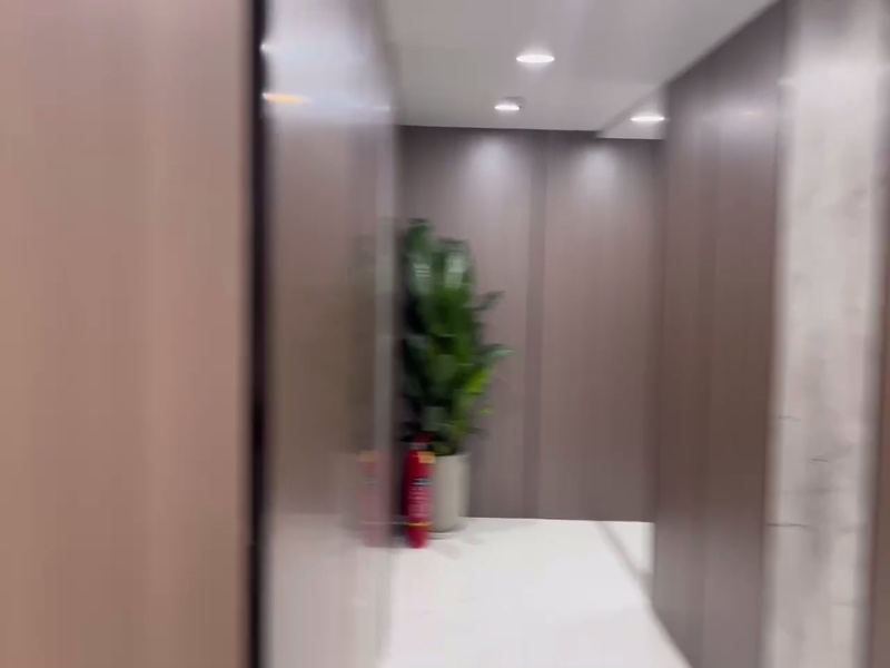 东宇大厦 全新办公装修 高端玻璃隔断 随时看房_1