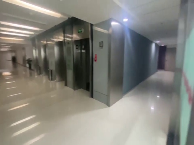 高铁商务区丨郑东商业中心700平米丨精装修带家具_1